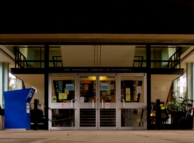 Entrance to Marshall Library building